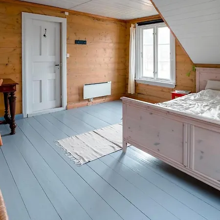 4 Bedroom Lovely In Kvinesdal Fossdal