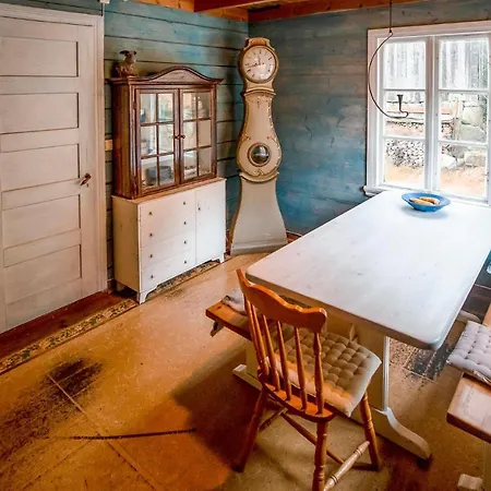 4 Bedroom Lovely In Kvinesdal Feriehus